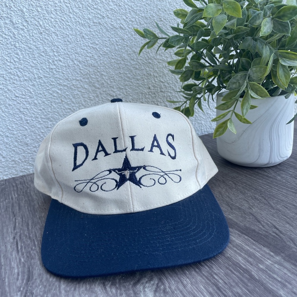 VINTAGE DALLAS HAT 🧢